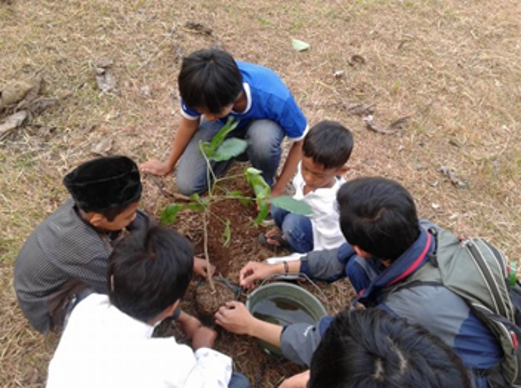 Penanaman Pohon Bersama Anak-Anak 2016, Jatinangor, Kabupaten Sumedang